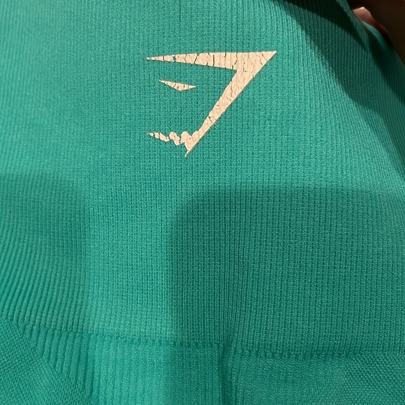 Reposhed gymshark shorts medium - Picture 4 of 5